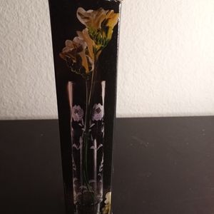 NIB Stylesetter Handcut Mouth Blown Crystal 8" Rosecut Bud Vase.